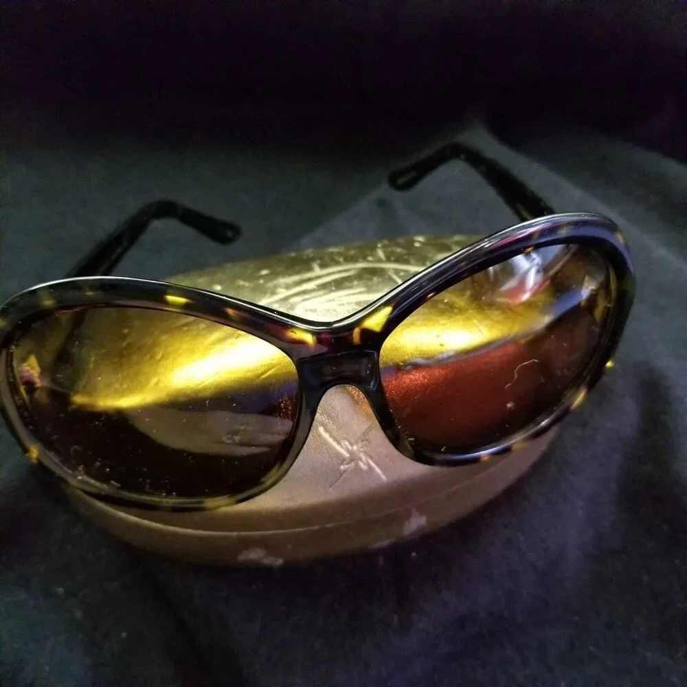 Nicole Miller Sunglasses A la Mode Black Tortoise 62 17-135mm Signature Eyewear